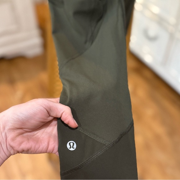 Lululemon Pace Rival Green Leggings - Picture 2 of 10